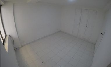 SE ARRIENDA APARTAMENTO EN MANGA - LOS CEDROS