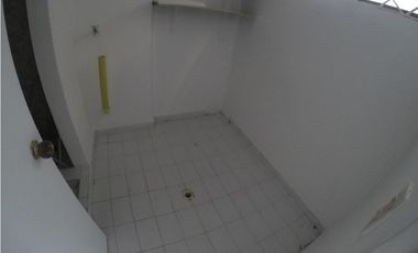 SE ARRIENDA APARTAMENTO EN MANGA - LOS CEDROS