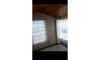 SE ARRIENDA CASA PARA USO COMERCIAL, DOS NIVELES, AREAS 190 MTS
