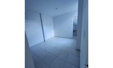 SE ARRIENDA APTO DE DOS HABITACIONES, PARQUE INTRA