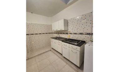 SE ARRIENDA APTO DE DOS HABITACIONES, PARQUE INTRA