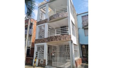 VENDO CASA CIUDAD DEL CAMPO