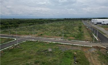 LOTE EN VENTA PARQUE VALLEMIO AUTOPISTA CALI YUMBO PARA DESARROLLO