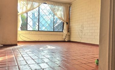 Casa en Venta en René Anzieta, Quilicura