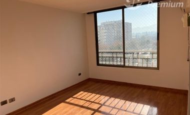 Departamento en Venta en PLAZA ÑUÑOA CON CAMPUS ORIENTE UC 102 M2 4 DORM/2 BAÑOS 1 ESTAC 1 BOD