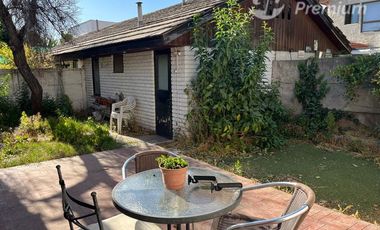 Casa en Venta en EXCELENTE UBICACION VISVIRI/ ALONSO CAMARGO 109/254 M2 LAS CONDES