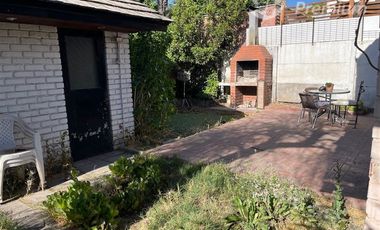 Casa en Venta en EXCELENTE UBICACION VISVIRI/ ALONSO CAMARGO 109/254 M2 LAS CONDES