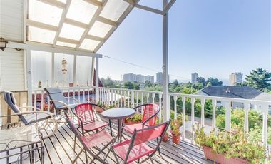 Casa en Arriendo en Condominio Los Pitigues, Algarrobo. A solo Minutos de la playa