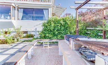 Casa en Arriendo en Condominio Los Pitigues, Algarrobo. A solo Minutos de la playa