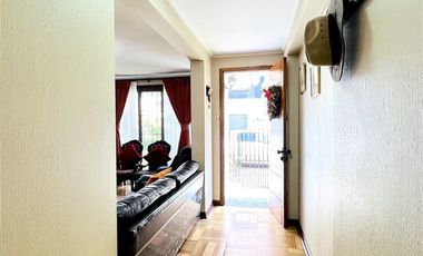 Casa en Venta en Miguel Claro, a solo minutos de estación del Metro Manuel Montt