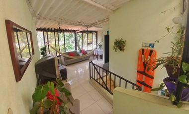Maat vende Hotel, Centro - Villeta 203m2 $425Millones