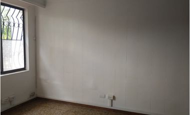 ALQUILO CASA COMERCIAL LA FLORA