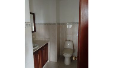 ALQUILO CASA COMERCIAL LA FLORA