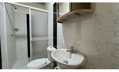 Casa multifamiliar con local en venta - Barrio Obrero Palmira Valle