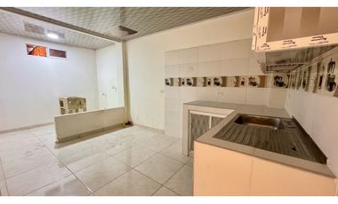 Casa multifamiliar con local en venta - Barrio Obrero Palmira Valle