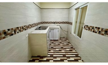 Casa multifamiliar con local en venta - Barrio Obrero Palmira Valle