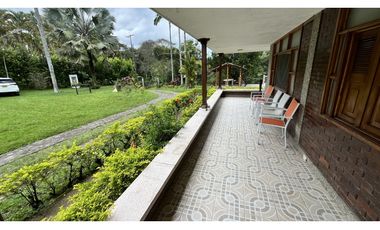 VENTA DE FINCA-HOTEL EN MONTENEGRO, QUINDO, COLOMBIA