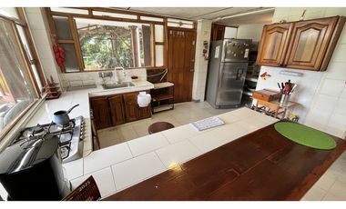 VENTA DE FINCA-HOTEL EN MONTENEGRO, QUINDO, COLOMBIA