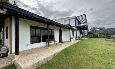 Venta De Casa Campestre en El Retiro