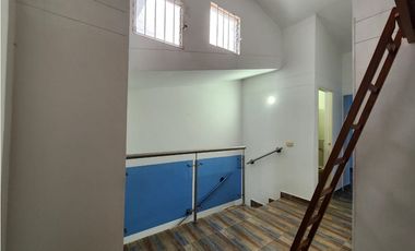 Venta de casa Independiente en la Estrella