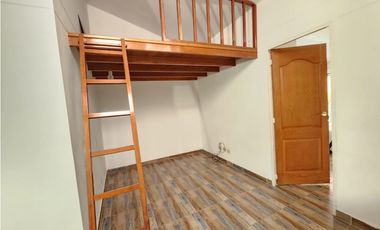 Venta de casa Independiente en la Estrella