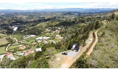 Finca tipo chalet a 12 minutos del aeropuerto JMC Guarne San José