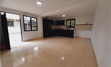 VENDO CASA CAMPESTRE SUR DE ARMENIA SALIDA PUEBLO TAPAO