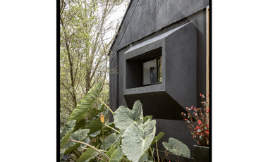 CASA CAMPESTRE, LOTE INDEPENDIENTE, entrando por Sajonia