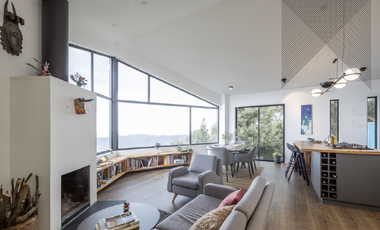 CASA CAMPESTRE, LOTE INDEPENDIENTE, entrando por Sajonia