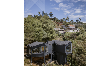 CASA CAMPESTRE, LOTE INDEPENDIENTE, entrando por Sajonia