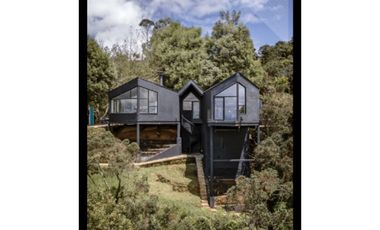 CASA CAMPESTRE, LOTE INDEPENDIENTE, entrando por Sajonia