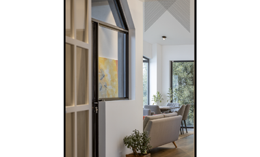 CASA CAMPESTRE, LOTE INDEPENDIENTE, entrando por Sajonia