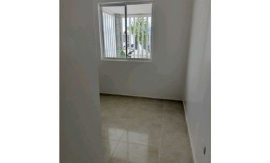 SE ARRIENDA CASA URB CASA CARMELO