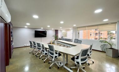 OFICINA AMPLIA EN VENTA EN LAS LOMAS MEDELLN