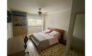 SE VENDE DUPLEX DE TRES ALCOBAS EN SECTOR JARDN, SANTA MARTA