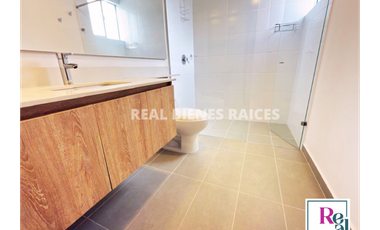 Casa Unifamiliar en Unidad Cerrada – Excelente Ubicación