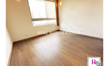 Casa Unifamiliar en Unidad Cerrada – Excelente Ubicación