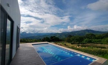 Casa Campestre Nueva en La Mesa Cundi