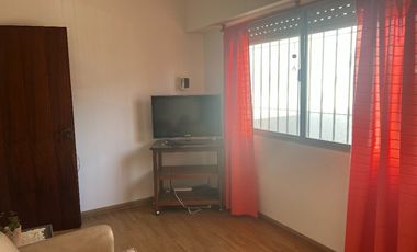 Casa para 2 Familias en venta en Wilde Centro