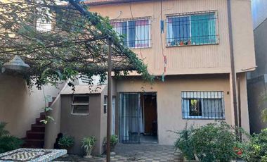 Casa para 2 Familias en venta en Wilde Centro