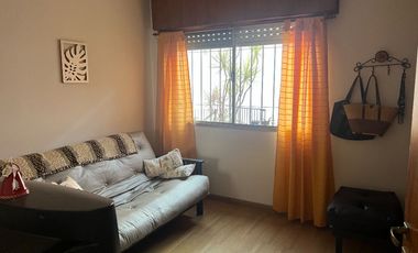 Casa para 2 Familias en venta en Wilde Centro