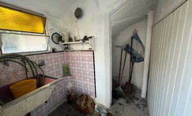 Casa para 2 Familias en venta en Wilde Centro