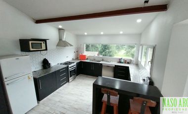 Chalet en venta en Sierra de los Padres. Lindero al Golf. Apto crédito.