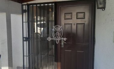 Casa en Arriendo en Enrique Olivares / Rojas Magallanes