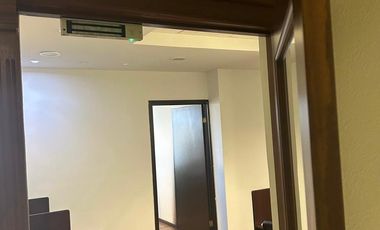 OFICINA EN VENTA EN  EDIFICIO EUROPLAZA   121.4 M2  INMEDIATA A VALLE