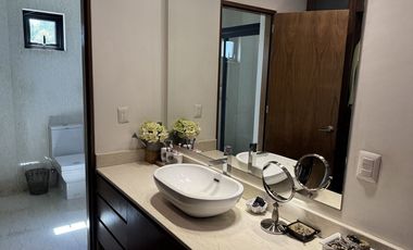 Casa en venta en La Vista,  Bosque Real