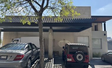 Casa en venta en La Vista,  Bosque Real