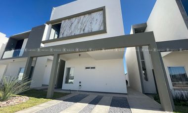 CASA EN VENTA EN BOSQUES BOREALES