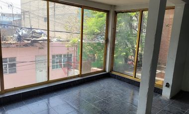Gran oportunidad! Casa en la Colonia Gabriel Ramos Millán, Iztacalco