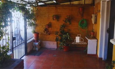 SE VENDE CASA EN PEDRO AGUIRRE CERDA 4D 1B
